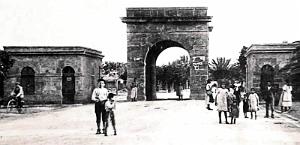 1748- Arzew - Porte2 de Mostaganem - 1919